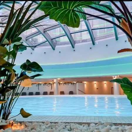 Hanza Tower Downtown - 24 With Spa Pool & Sauna & Jacussi *